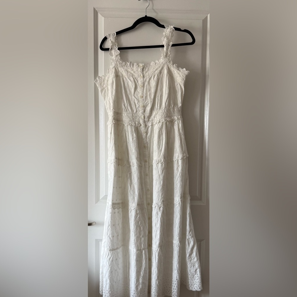 Elegant White Midi Dress